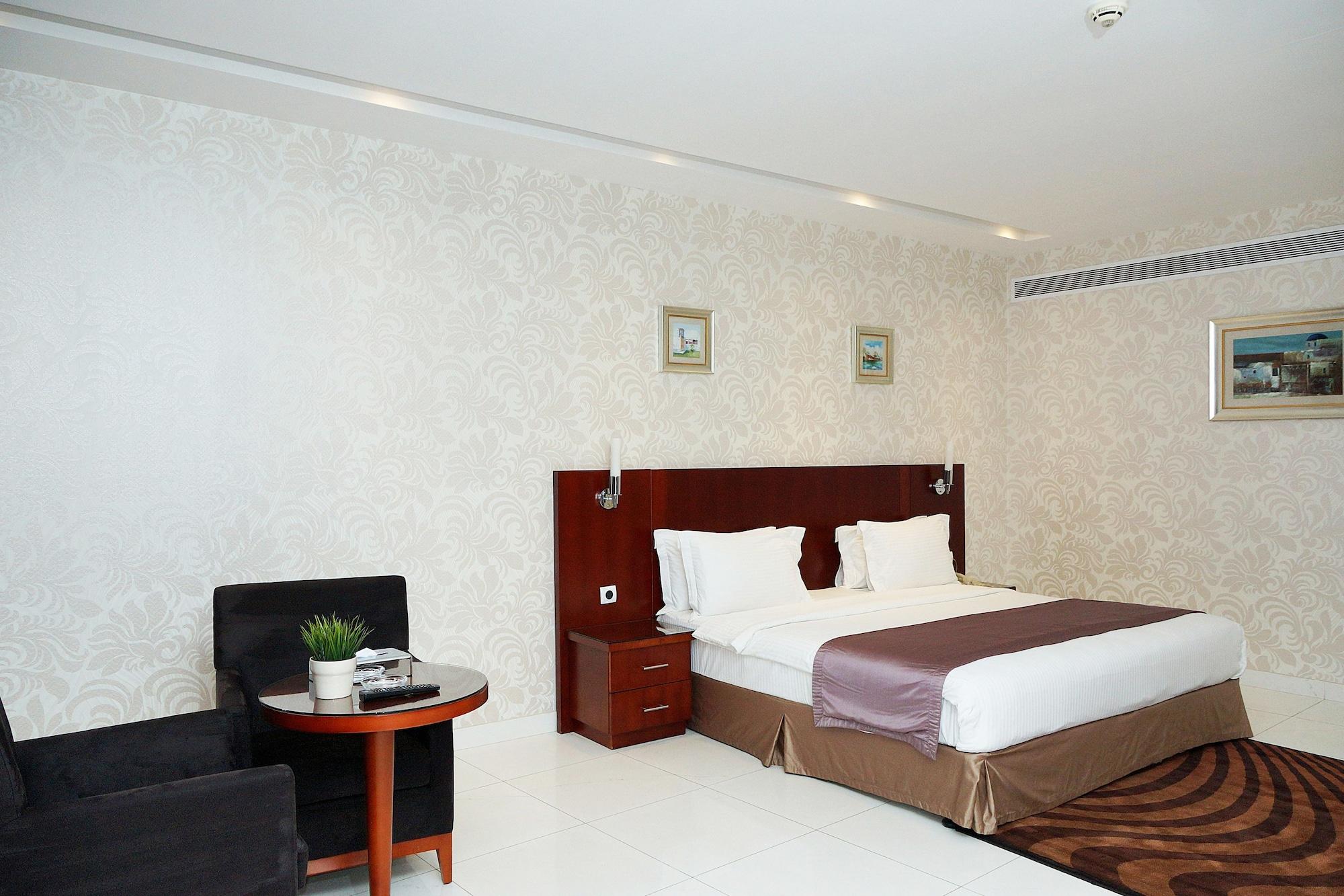 אל חובר Grand Mayral Hotel מראה חיצוני תמונה
