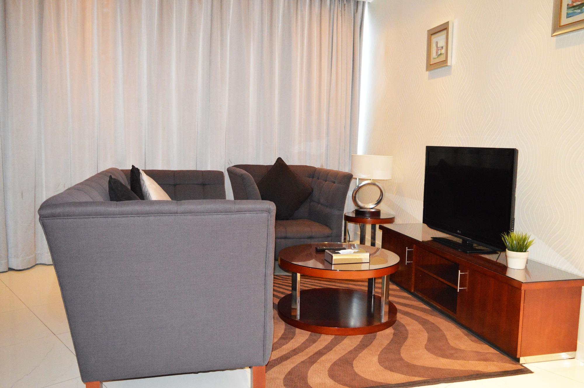 אל חובר Grand Mayral Hotel מראה חיצוני תמונה