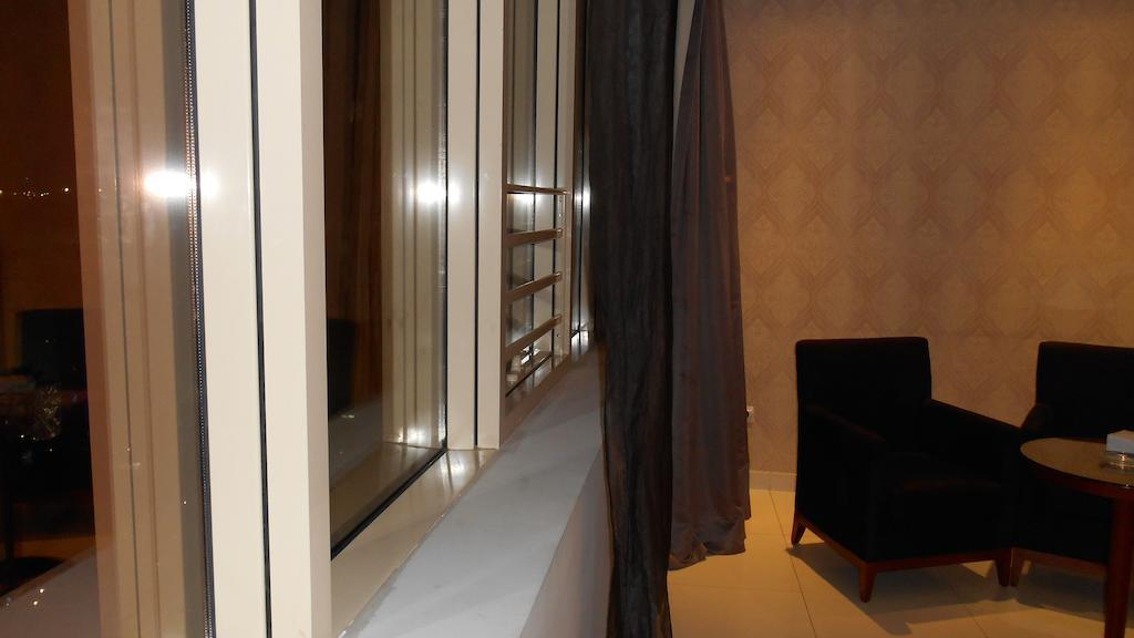 אל חובר Grand Mayral Hotel מראה חיצוני תמונה