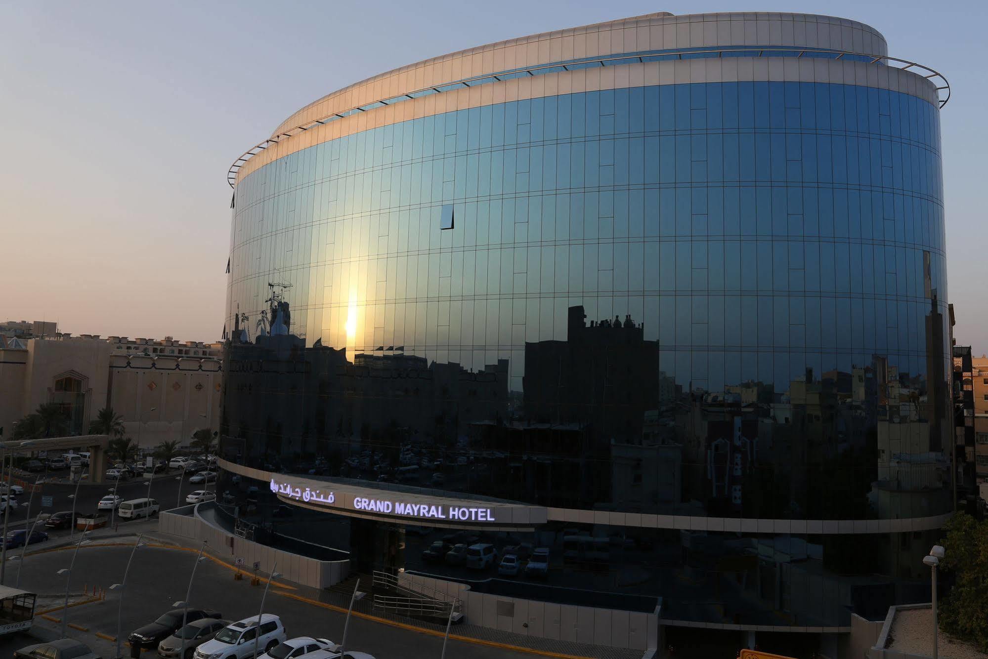 אל חובר Grand Mayral Hotel מראה חיצוני תמונה